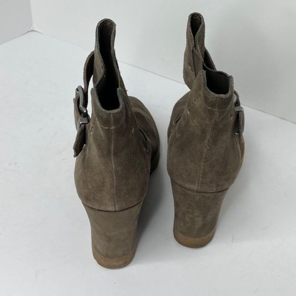 Vince‎ Camuto Brown Landri Wedge Booties - Picture 5 of 5